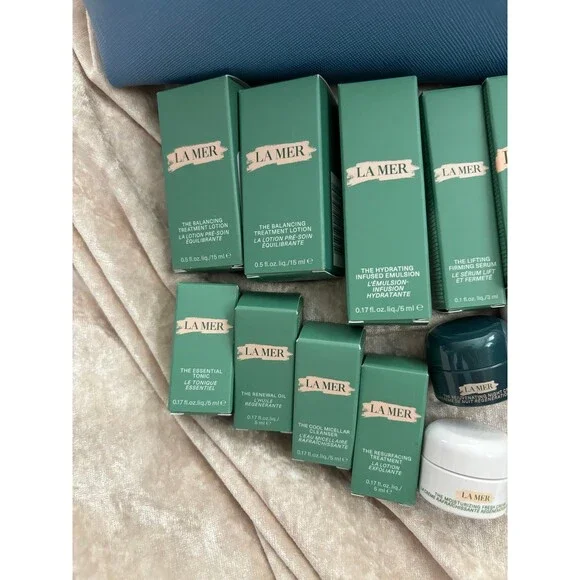 La Mer skincare set of 14 plus bag - Picture 3 of 6